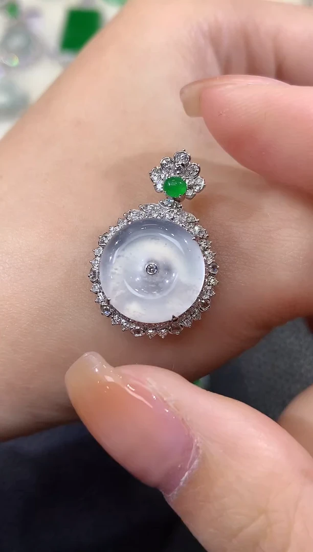 吊坠(不含链)18K金镶嵌翡翠a24