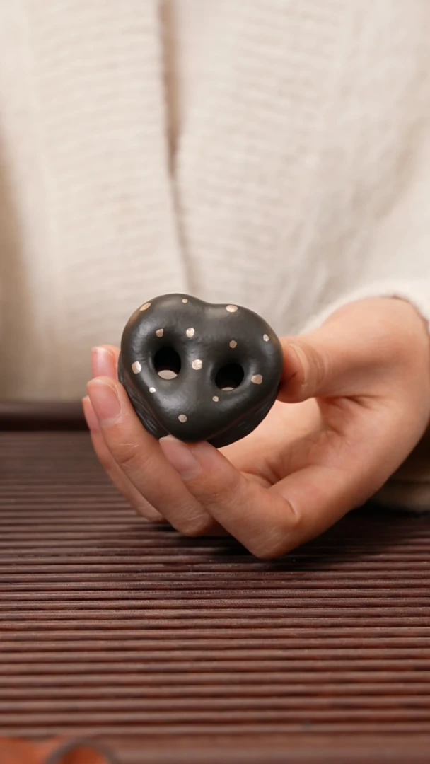 【闪购商品】紫砂茶宠猪鼻（描银）