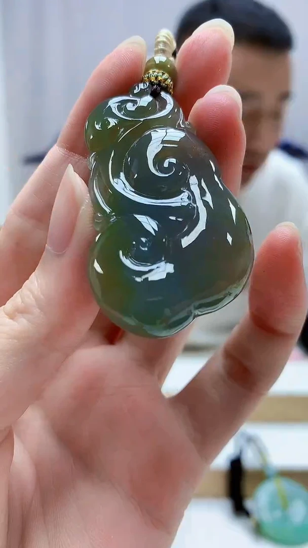 未镶嵌定制翡翠4898zm-毛货挂件229