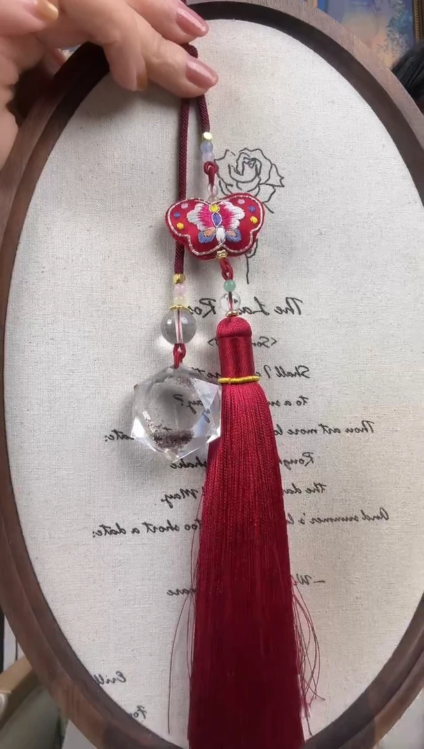 颈饰未镶嵌水晶天然挂件