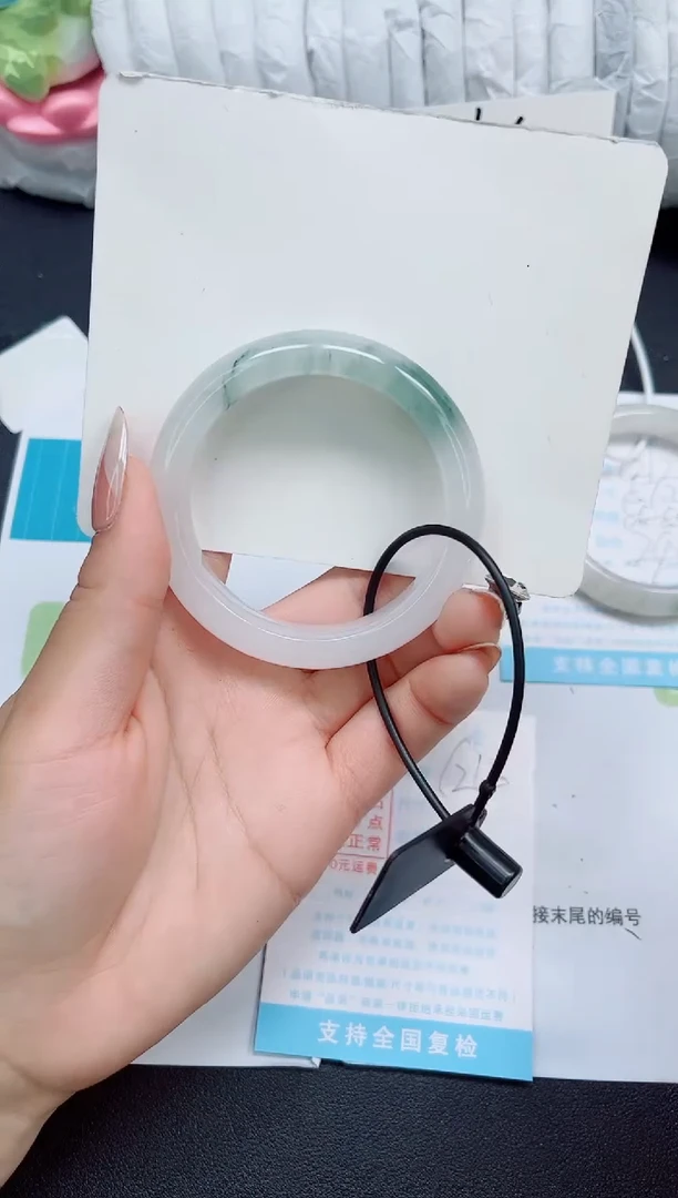 石英质玉手镯未镶嵌c213-53