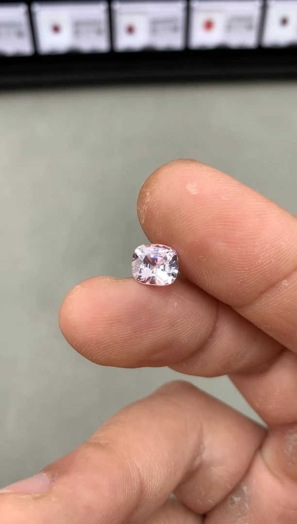 【闪购商品】定制尖晶石裸石未镶嵌2.17ct 枕型 香槟粉色调