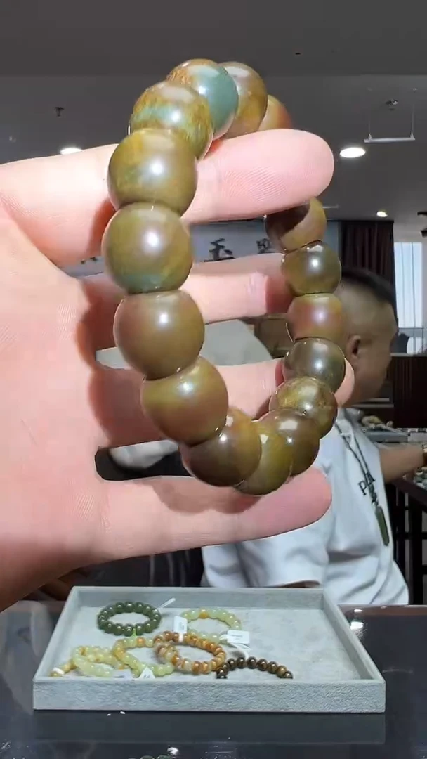 未镶嵌手链透闪石质玉马蹄-多样性发货其中发一