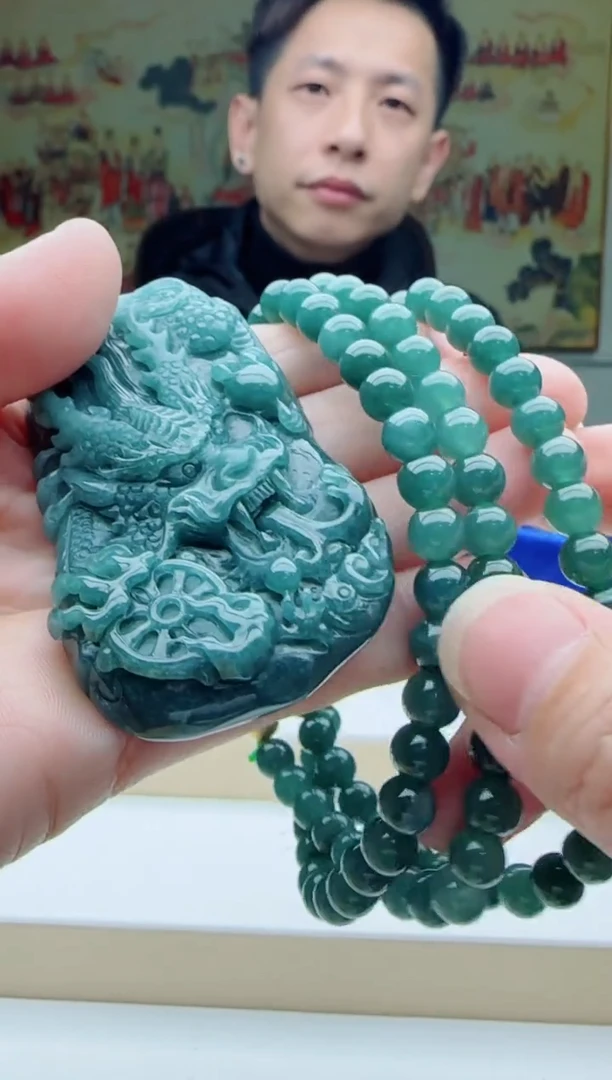 【闪购商品】翡翠颈饰未镶嵌111111111111