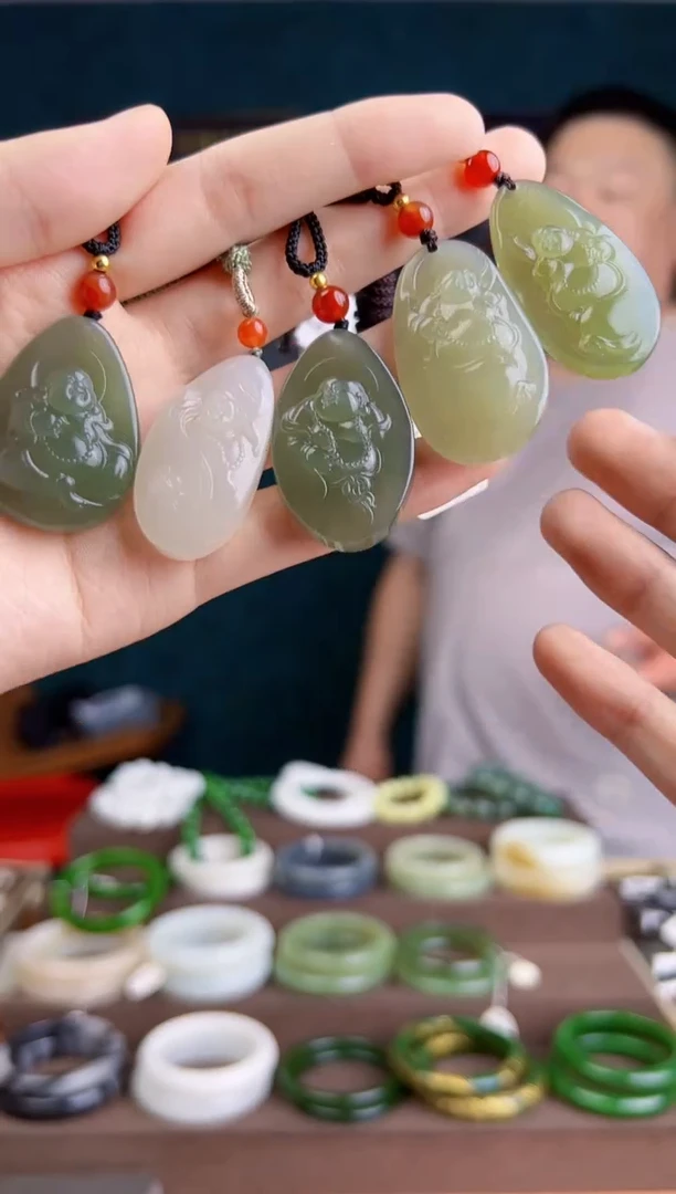 和田玉未镶嵌颈饰多样性发货 拍一单发一个