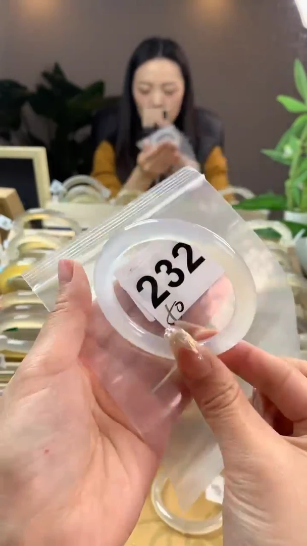 【闪购商品】玛瑙/玉髓手镯未镶嵌232
