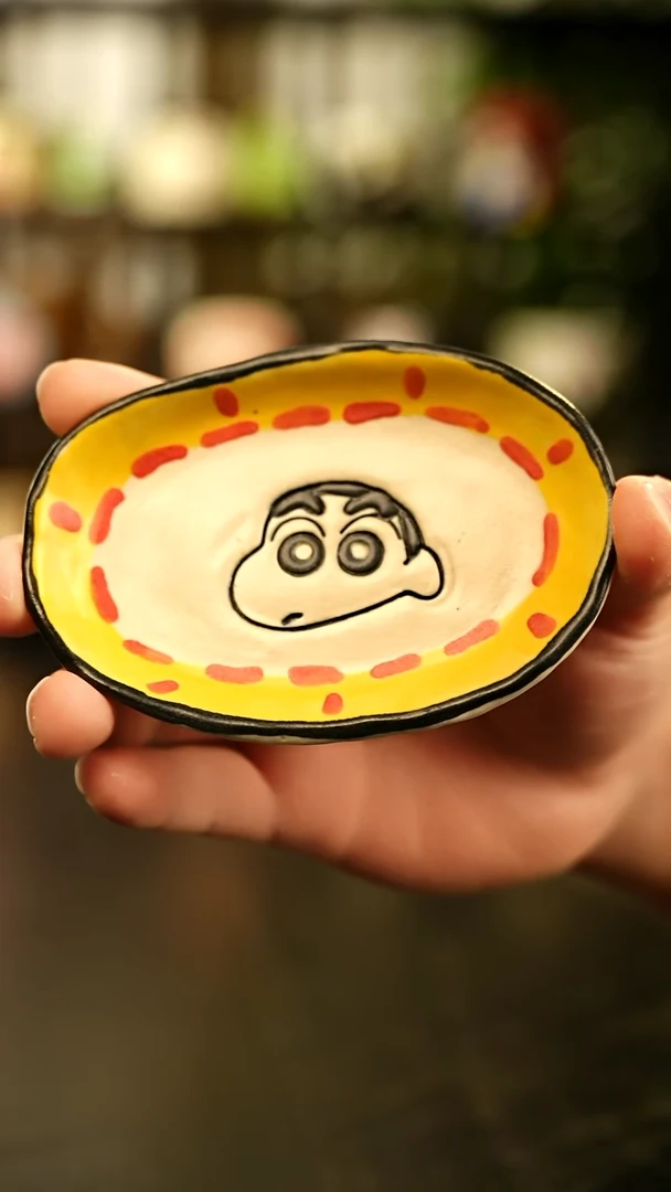 杯子陶瓷盘子蜡笔小新