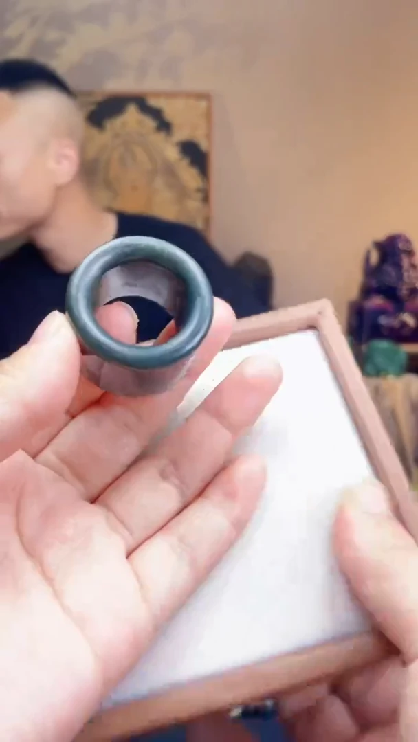 和田玉戒指未镶嵌扳指