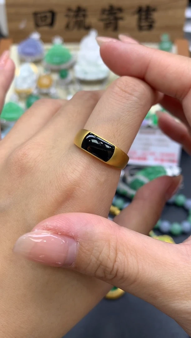 【闪购商品】翡翠戒指18K金镶嵌96-中国好珍宝