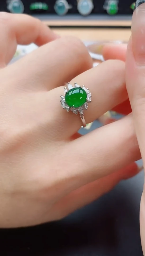 银S925镶嵌戒指翡翠1