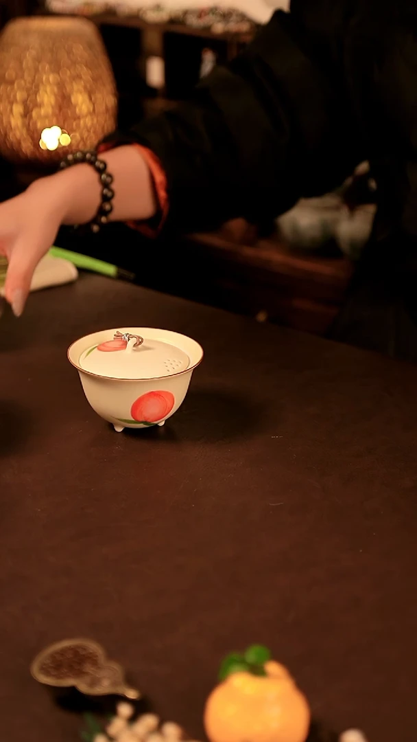 【闪购商品】闪购冲冲冲 桃子系列盖碗