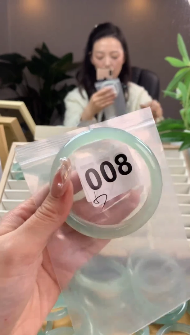 【闪购商品】玛瑙/玉髓手镯未镶嵌008