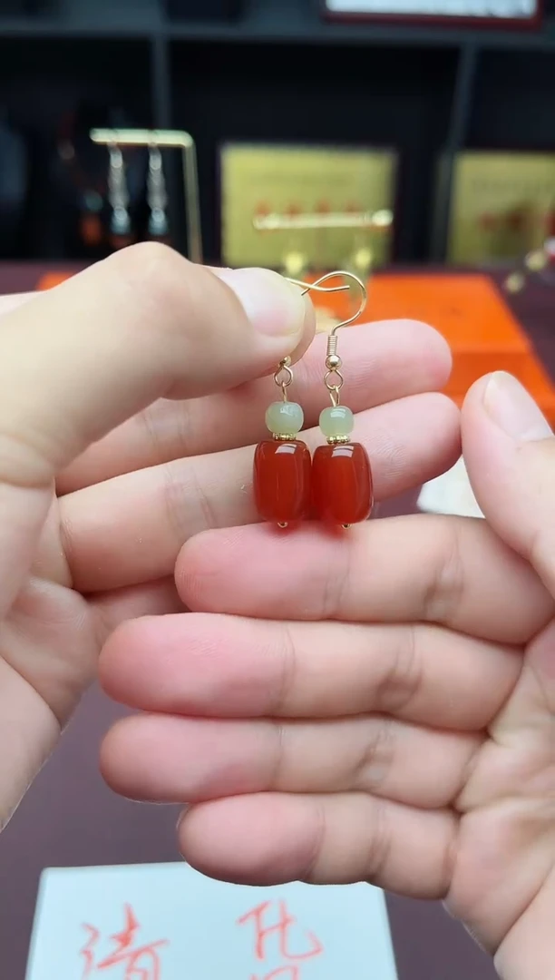 玛瑙/玉髓耳钉银S925镶嵌335000