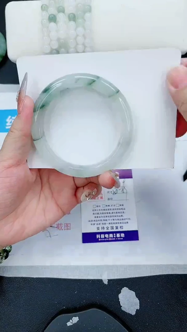 【闪购商品】石英质玉手镯未镶嵌322号/58-59圈