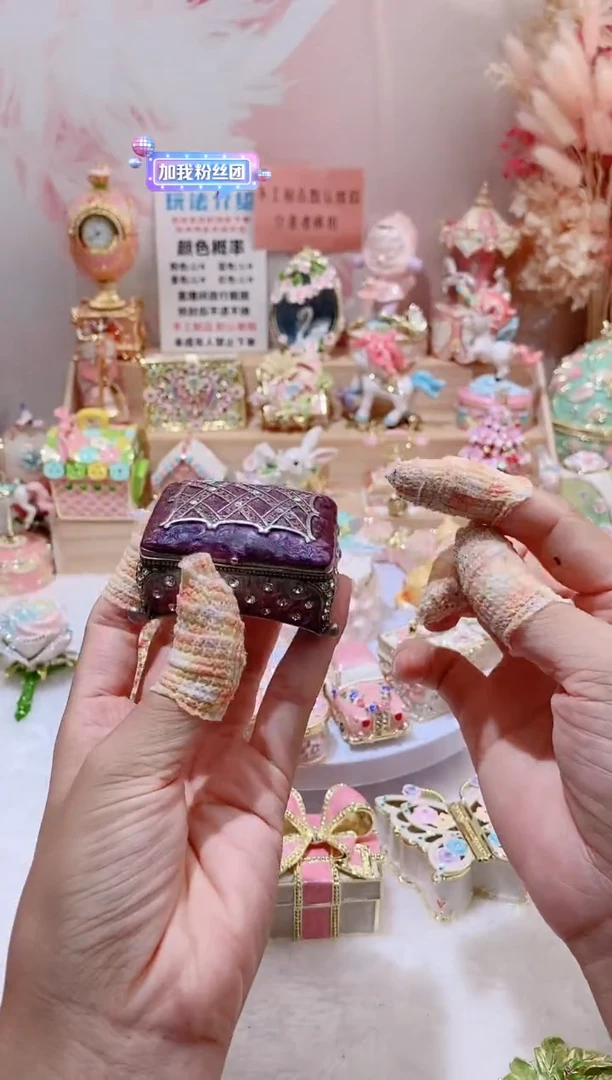 合金珐琅彩首饰盒摆件