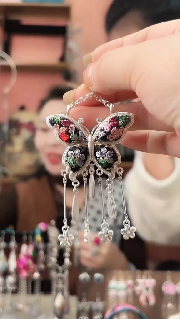 织绣艺枝独绣手工饰品203