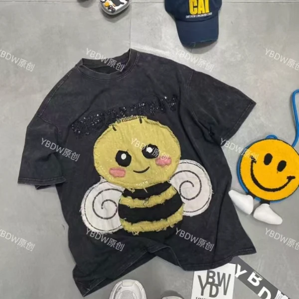 二龙欧货2店【小蜜蜂牛仔拼接亮片短袖T恤】Y69095