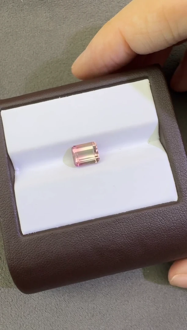 未镶嵌珠宝半成品碧玺1.97ct