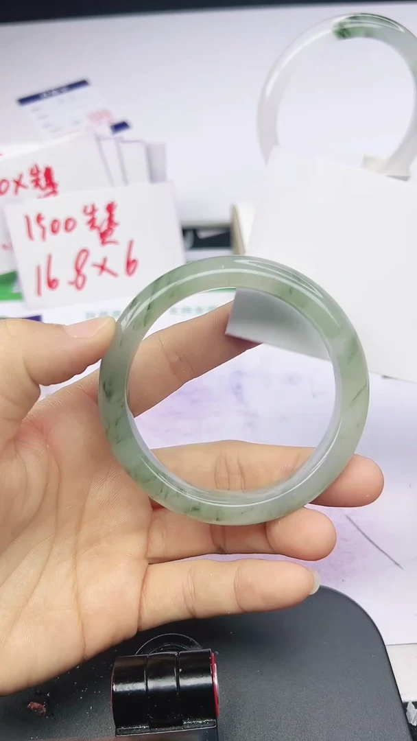 未镶嵌手镯石英质玉30-56/57
