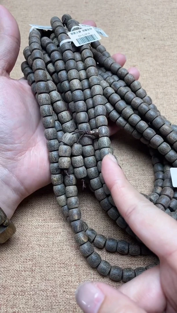 贡木手串/手链贡木0.8*0.9老型多圈多样性发其一