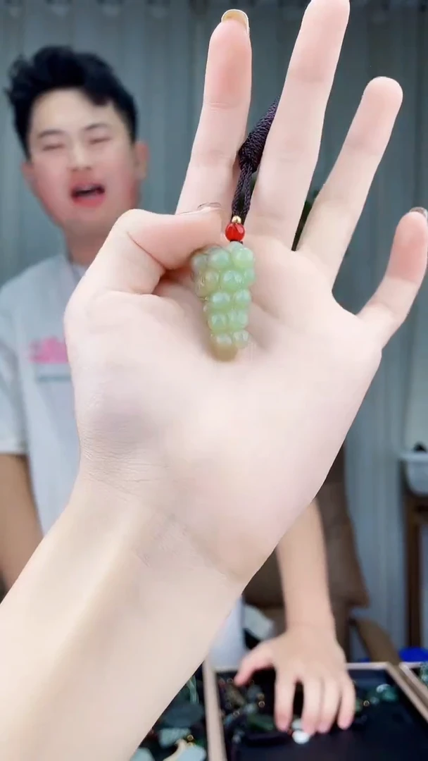 未镶嵌和田玉挂件拍一发一，多样性发货！
