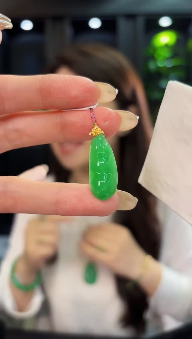 翡翠18K金镶嵌颈饰 缅料A货/支持复检/一件