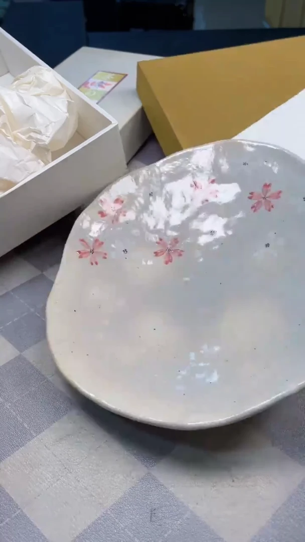 瓷片陶瓷如图所示周边