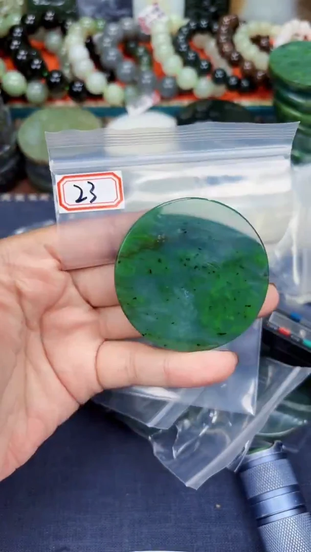 颈饰未镶嵌和田玉和田玉