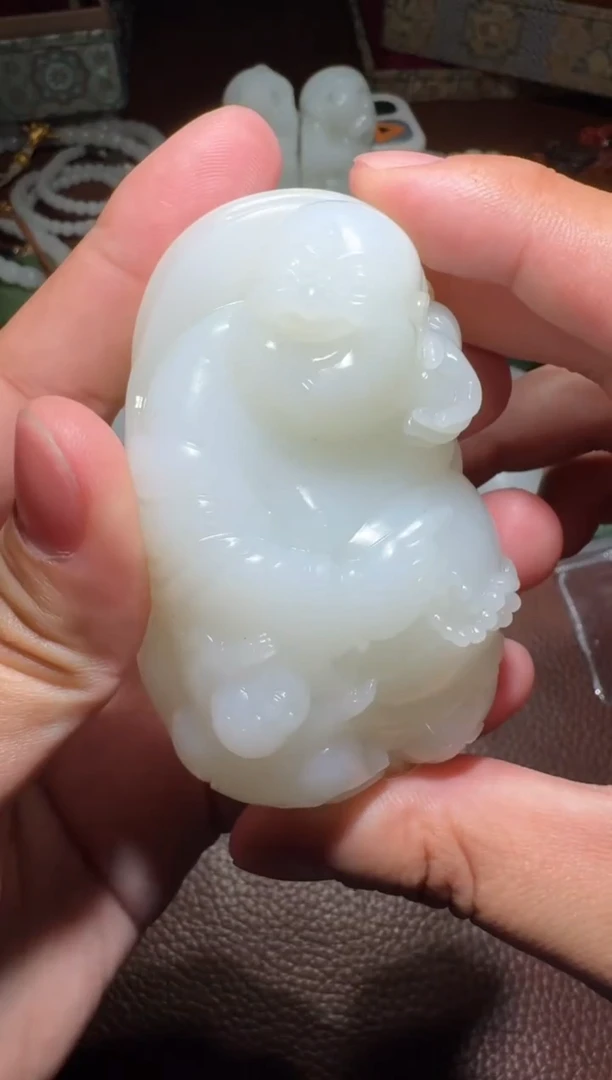 未镶嵌和田玉挂件周*和田玉