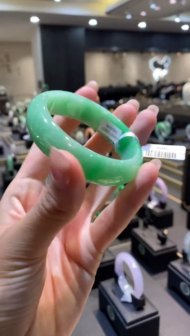 未镶嵌手镯翡翠天然A货缅甸翡翠手镯