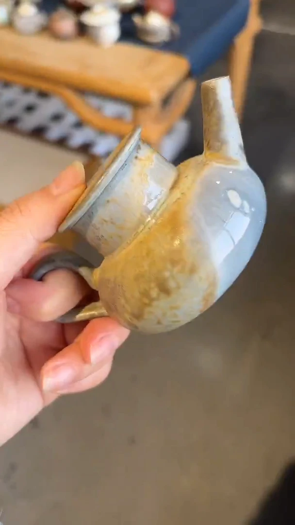 壶1号容量100ML中白泥 小平头壶 有落渣