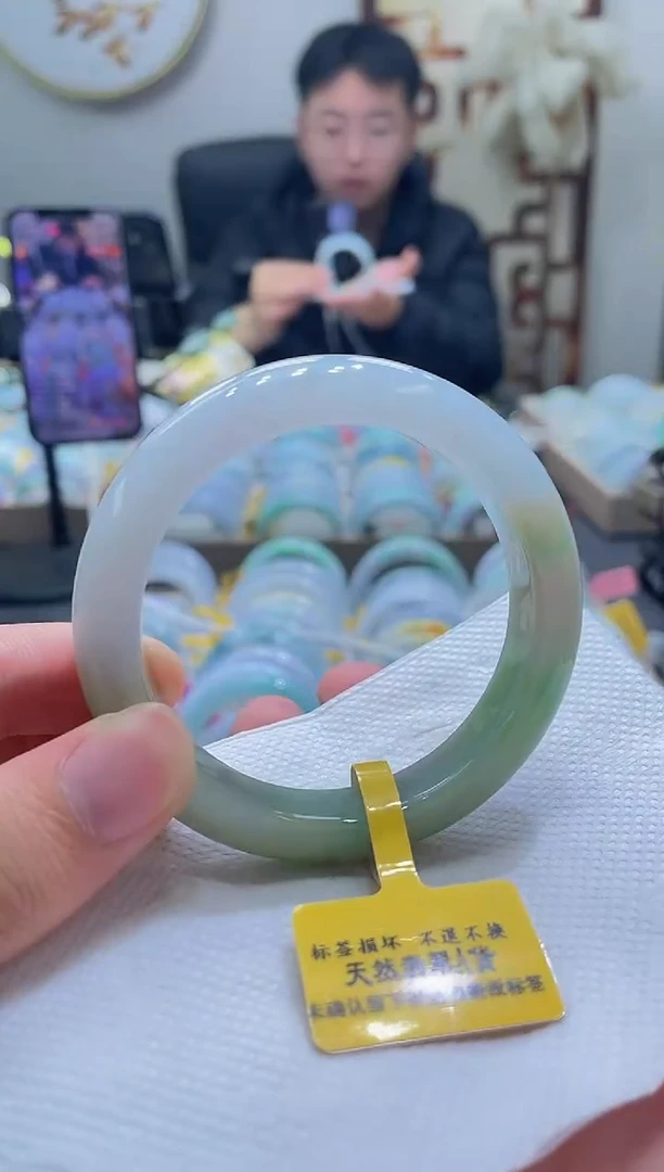 未镶嵌手镯翡翠025-54