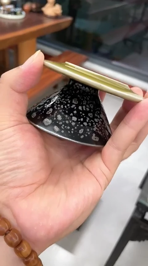 茶盏352=。。。。。。。。