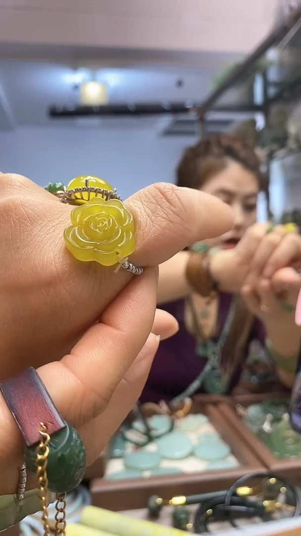 【闪购商品】岫玉戒指未镶嵌多样性发货其中之一