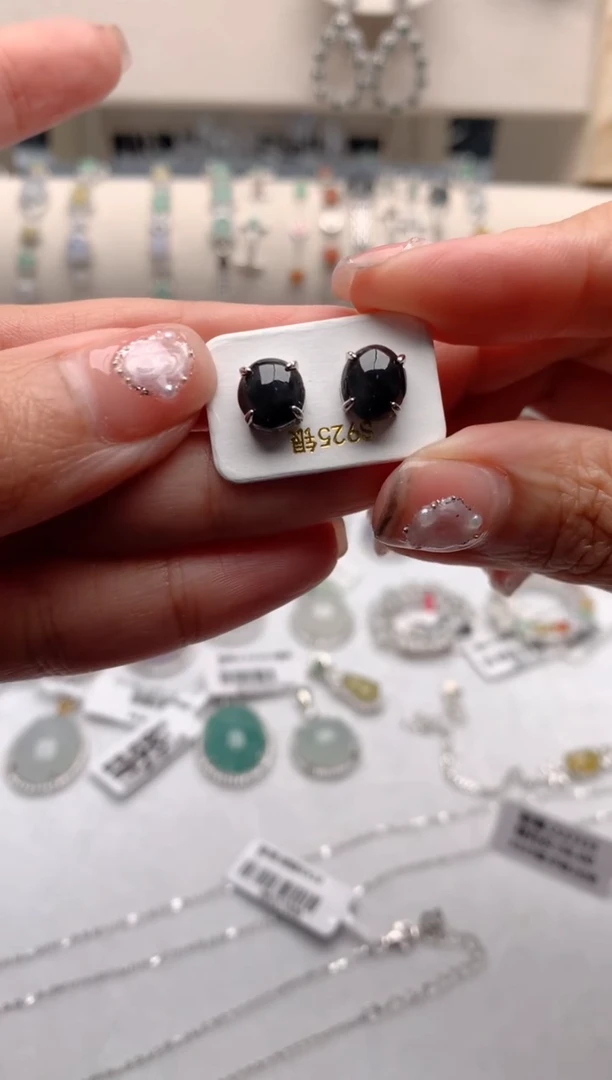 【闪购商品】翡翠耳饰银S925镶嵌1号