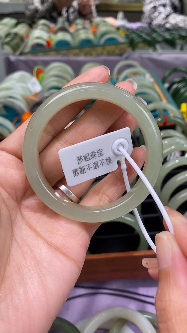未镶嵌手镯和田玉心****！和田玉青海料手镯56mm