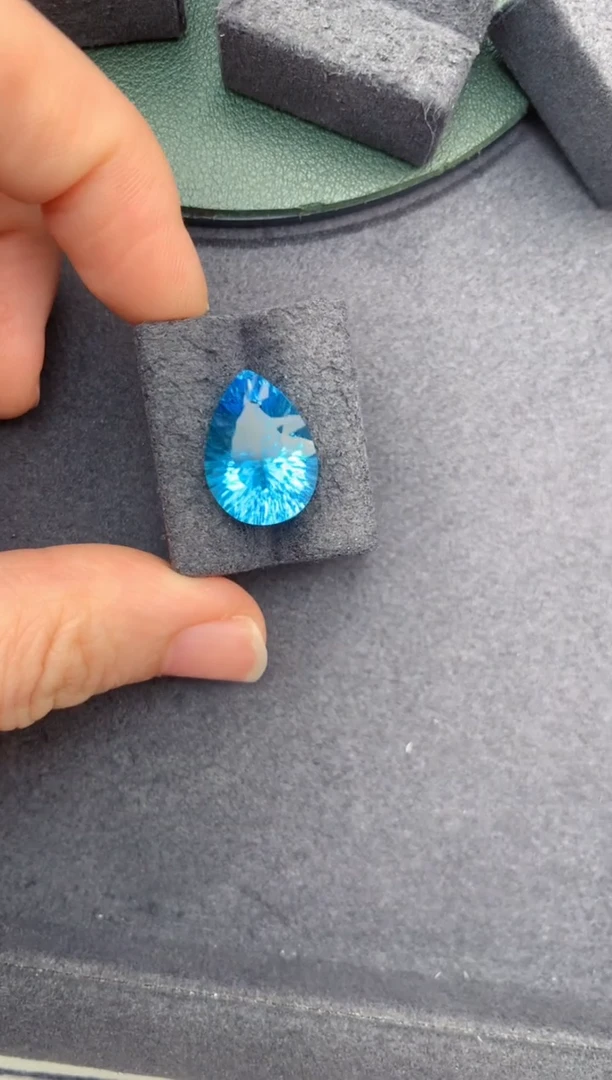 未镶嵌裸石托帕石12.3ct托帕石  DE