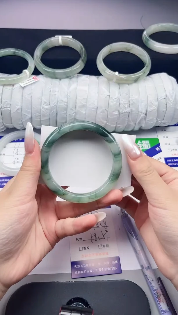 石英质玉手镯未镶嵌112-58/59