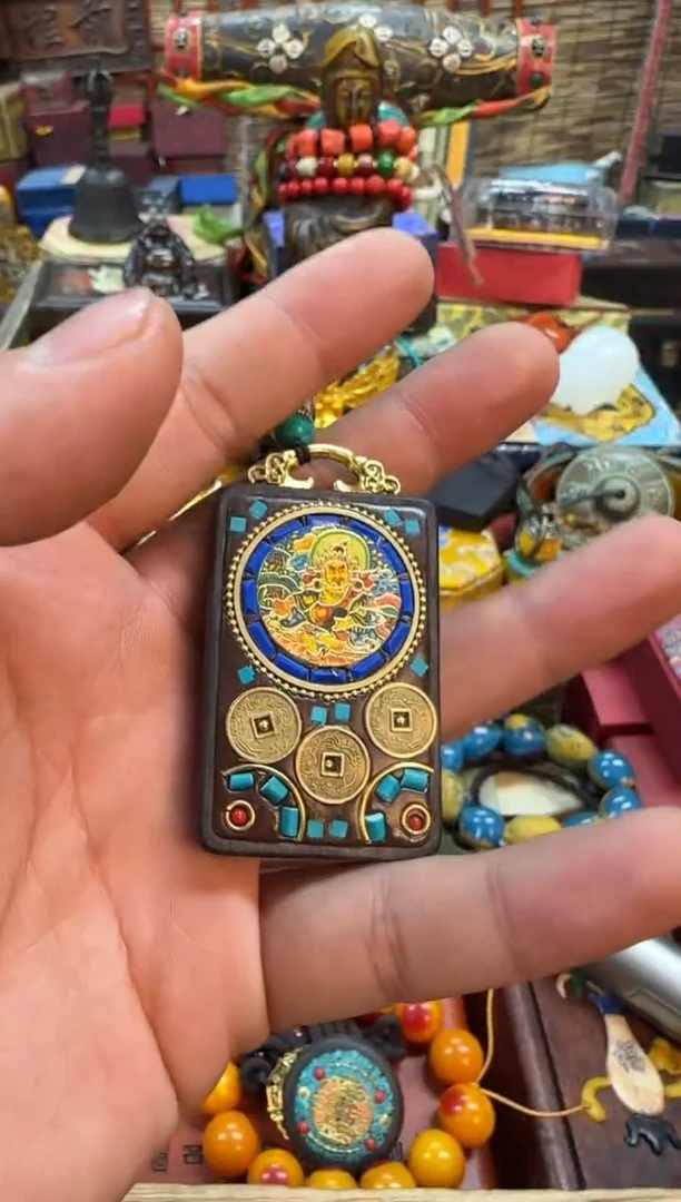 【闪购商品】滴血莲花菩提吊坠推荐好物如图所示