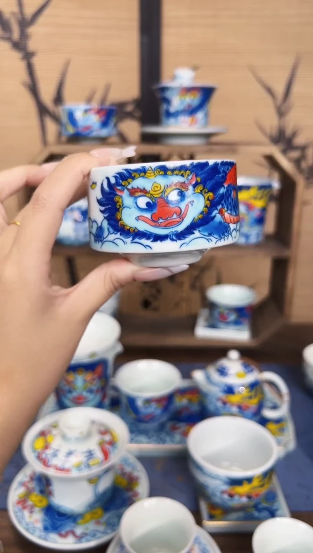 麒麟献宝彩绘款式