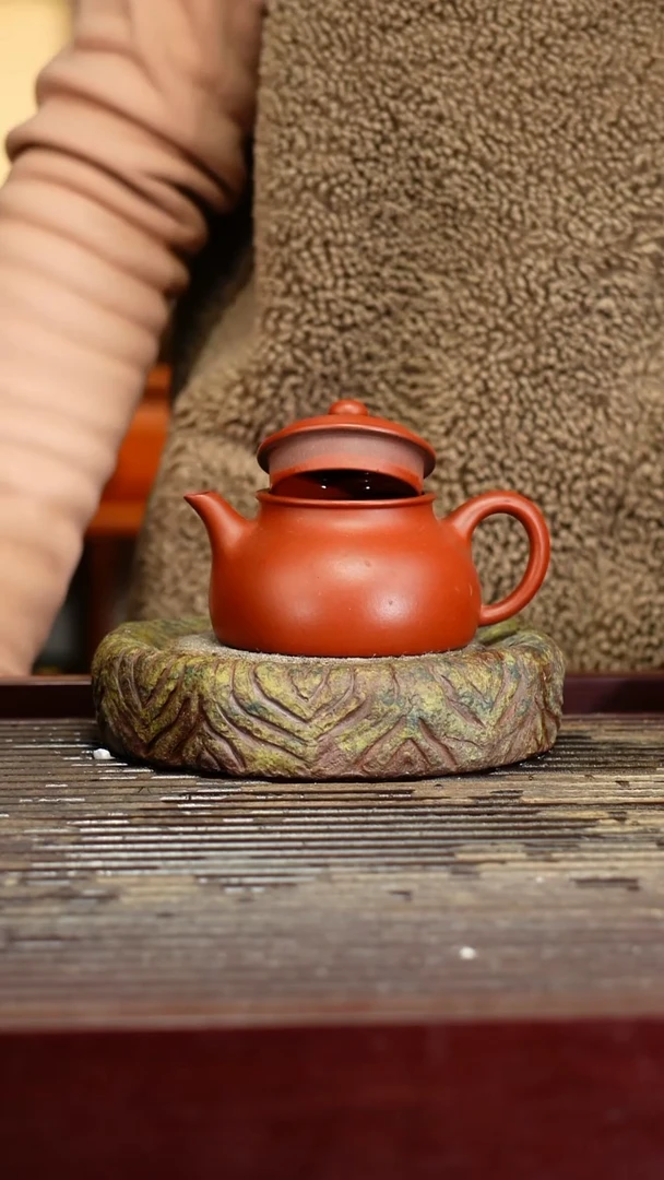 宜兴原矿紫砂壶茶壶宜兴原矿紫砂壶茶壶150C