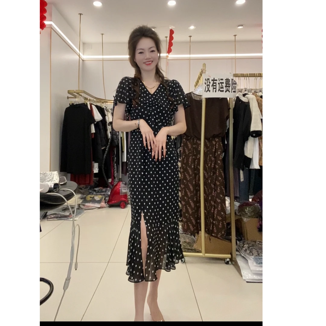 2025新款时尚气质显瘦波点连衣裙