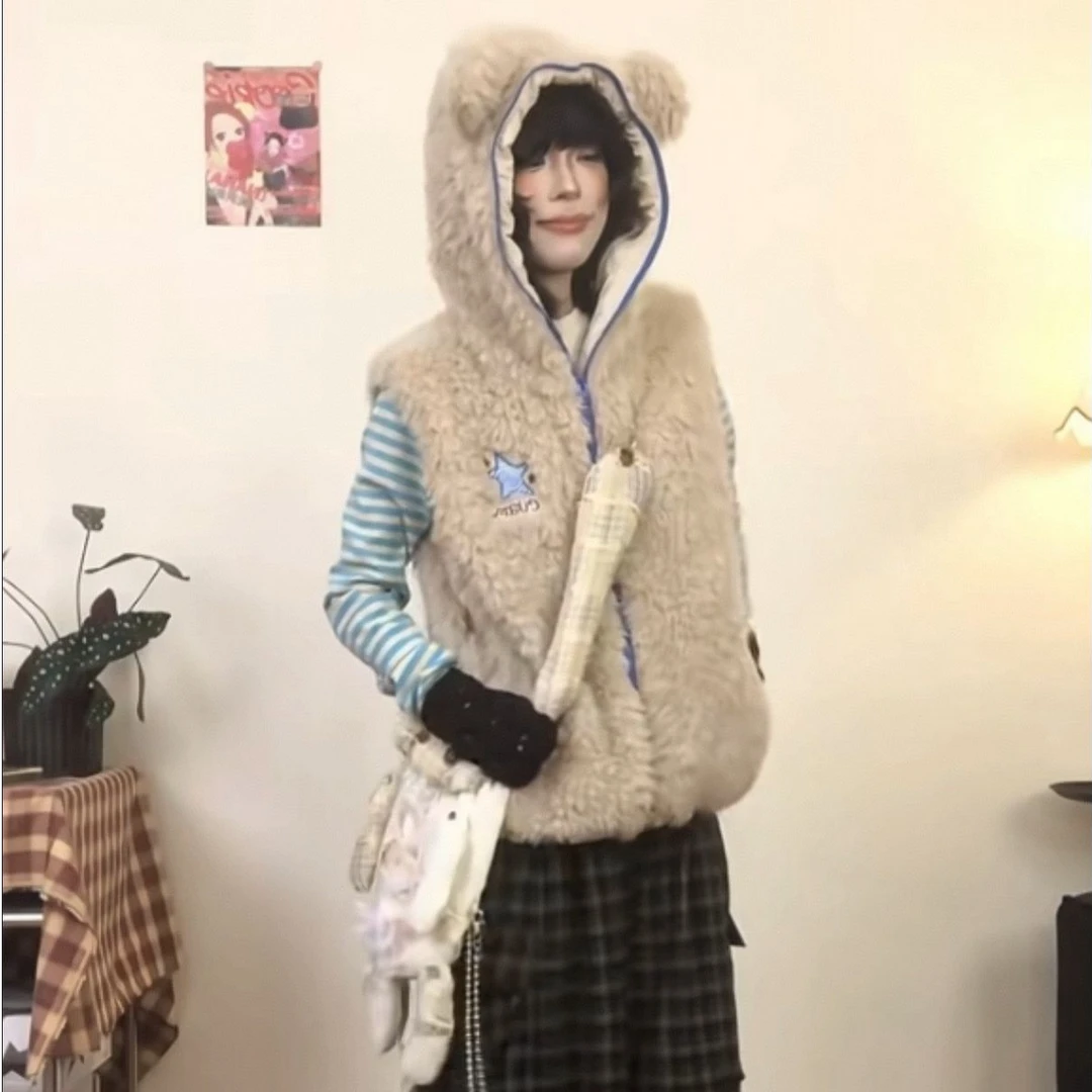 可爱软糯小熊耳朵连帽马甲棉服女新款设计感小众羊羔毛无袖外套女