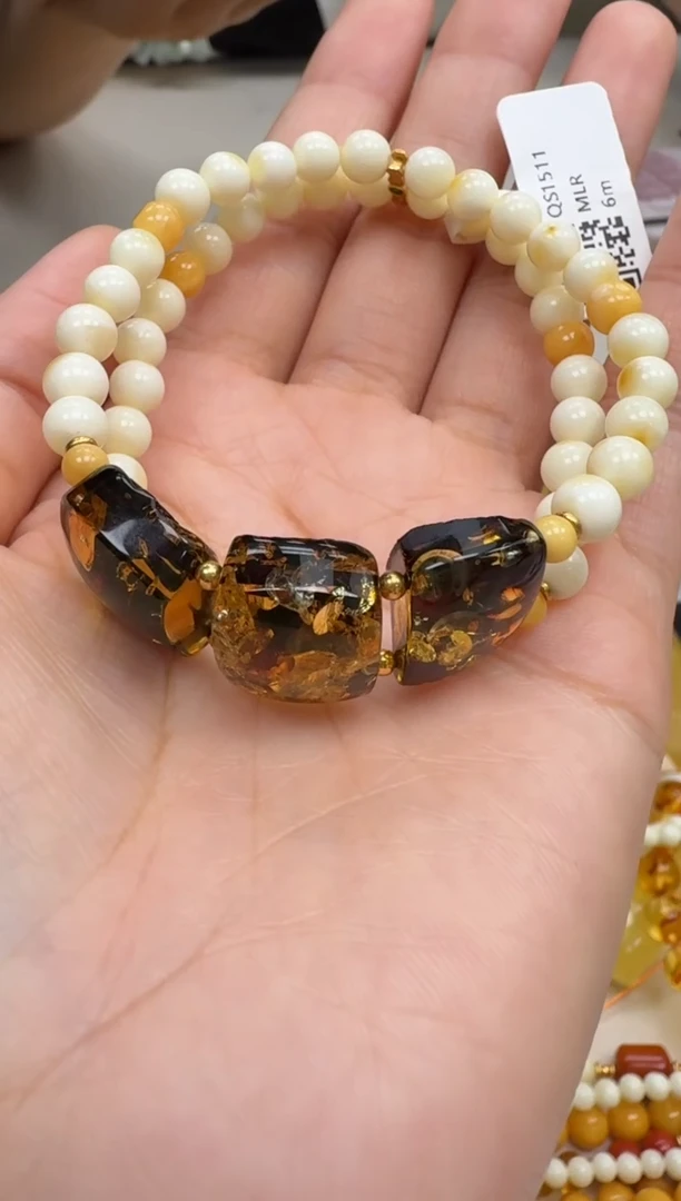 未镶嵌琥珀裸石用****9如图