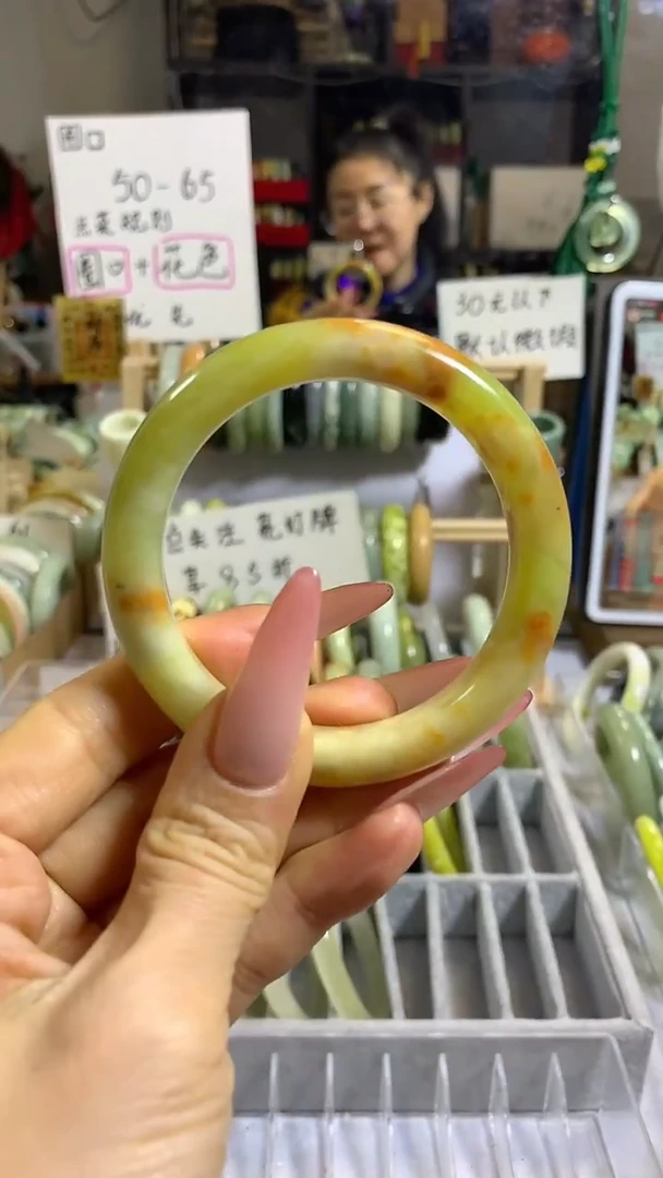 未镶嵌岫玉手镯24 55+ 包容
