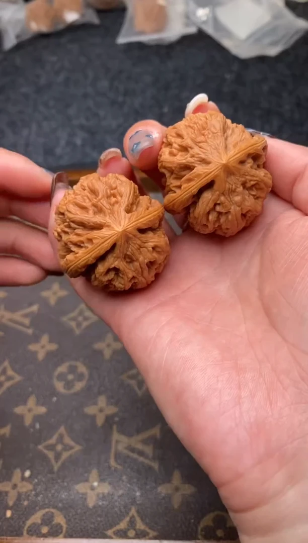 把件文玩核桃B242号39尺粗筋