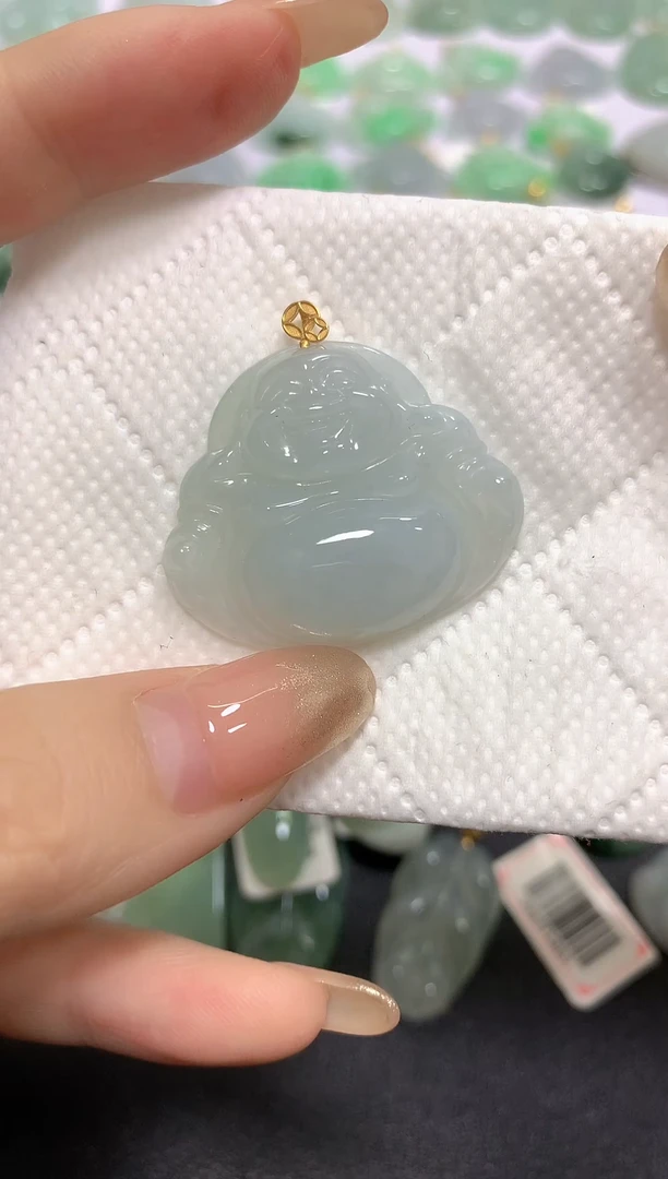 颈饰18K金镶嵌翡翠A货