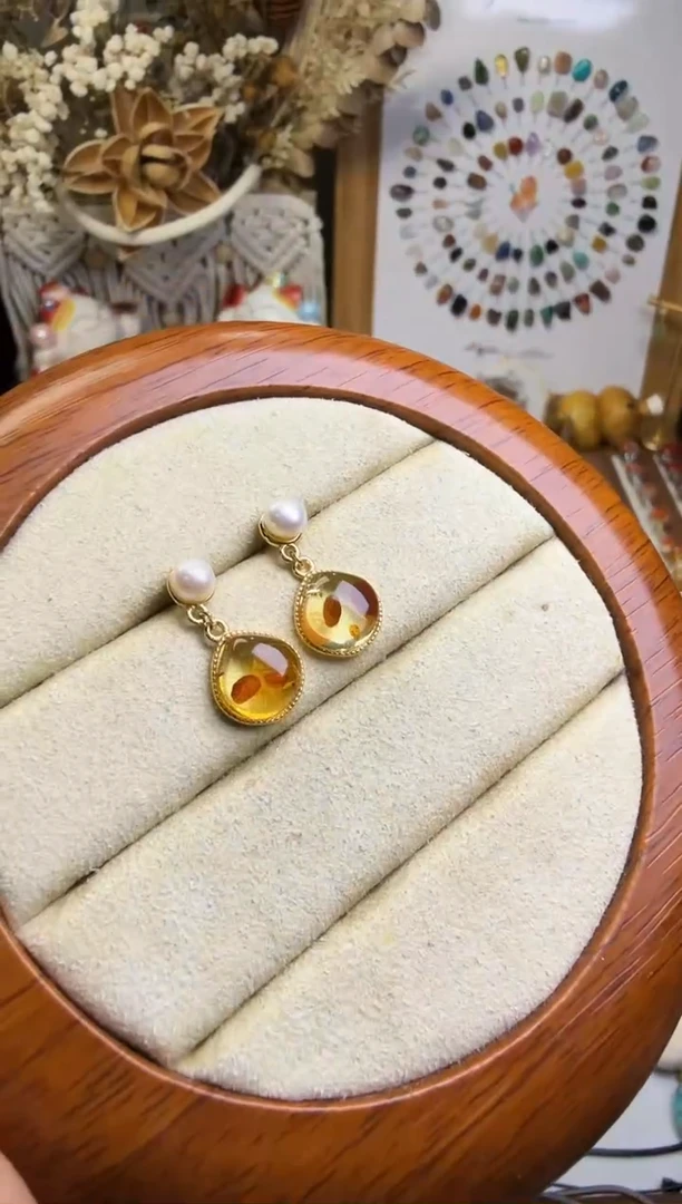 水晶摆件未镶嵌耳钉