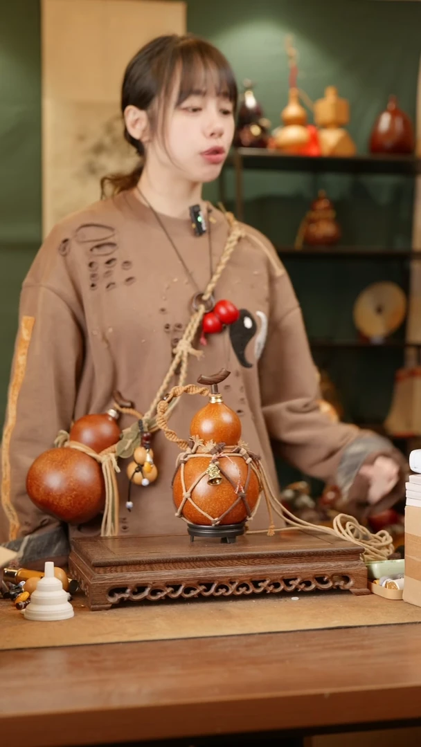 193号精品天然大漆酒葫芦一物一拍~