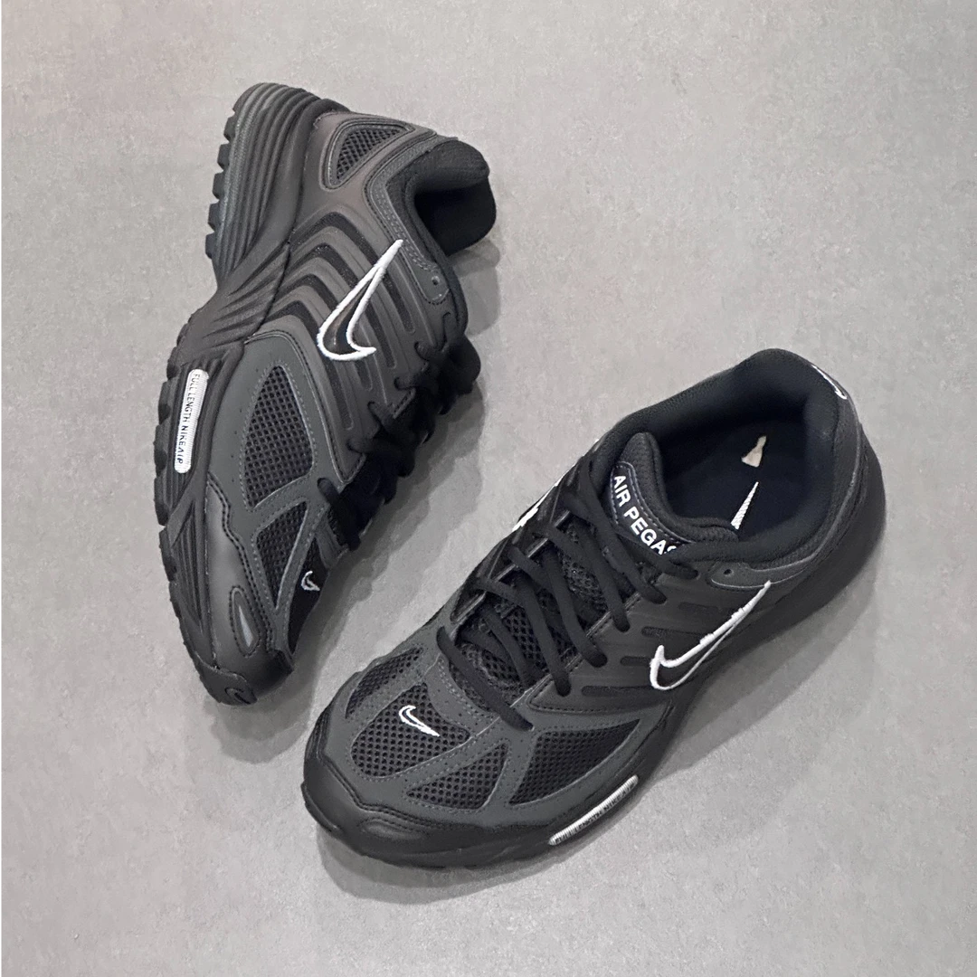 NIKE耐克 AIR PEGASUS 2005 男女同款复古时尚运动跑鞋官方正品